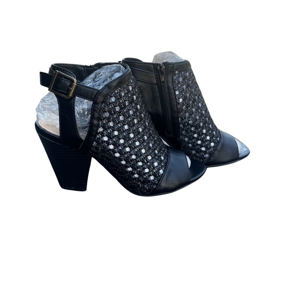 Shoe Dazzle Black Open Peep Toe Ankle Block Woven Heeled Dressy Sandal Size 7.5 - Picture 2 of 15